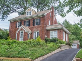 337 Benson Pl, Westfield, NJ 07090