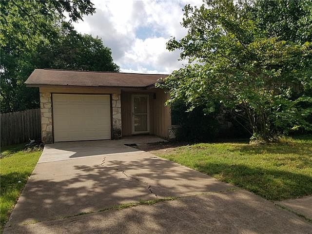1st image of 5105 Greenheart Dr