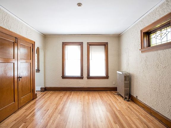 2nd image of 904 E Center St #904A-1