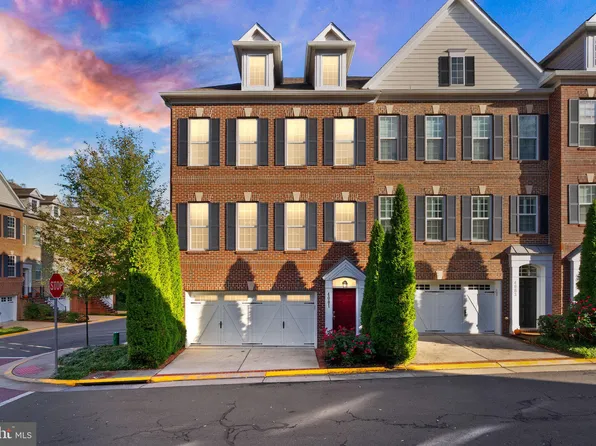 4081 Glendale Way, Fairfax, VA 22030