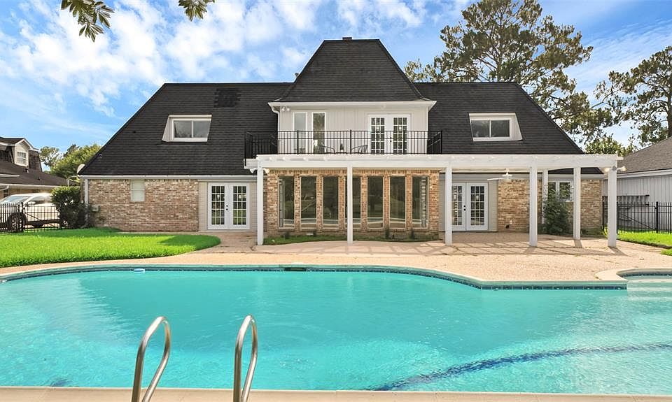 1st image of 3159 La Quinta Dr