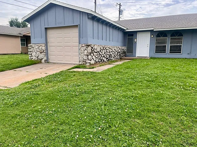6321 S Owasso Pl