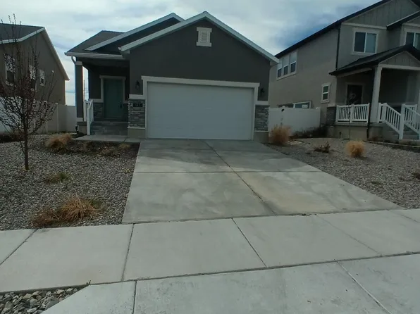 413 W Domain Ln, Grantsville, UT 84029