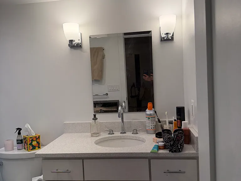 605 N Irving St #7 — Photo 5