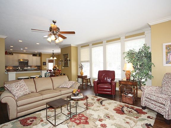 4th image of 5724 W Forestwood Dr
