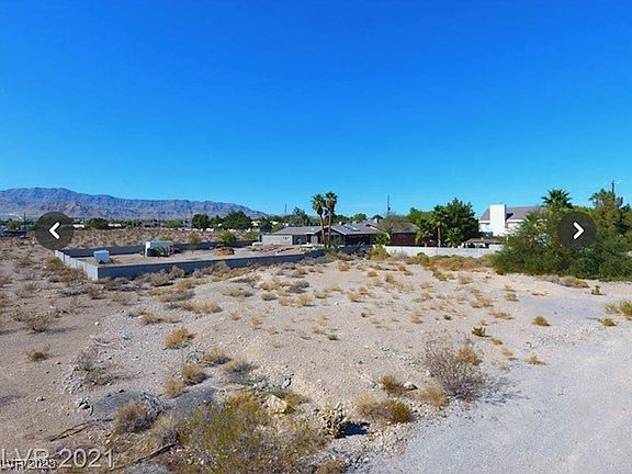 2nd image of N El Capitan Way