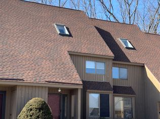 16 Clinton Ct, Merrimack, NH 03054