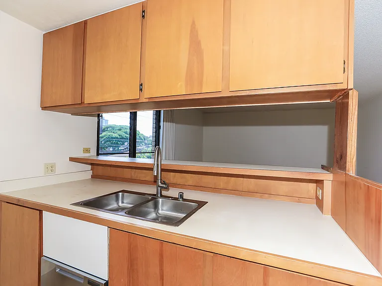 1441 Piikoi St #307 — Photo 5