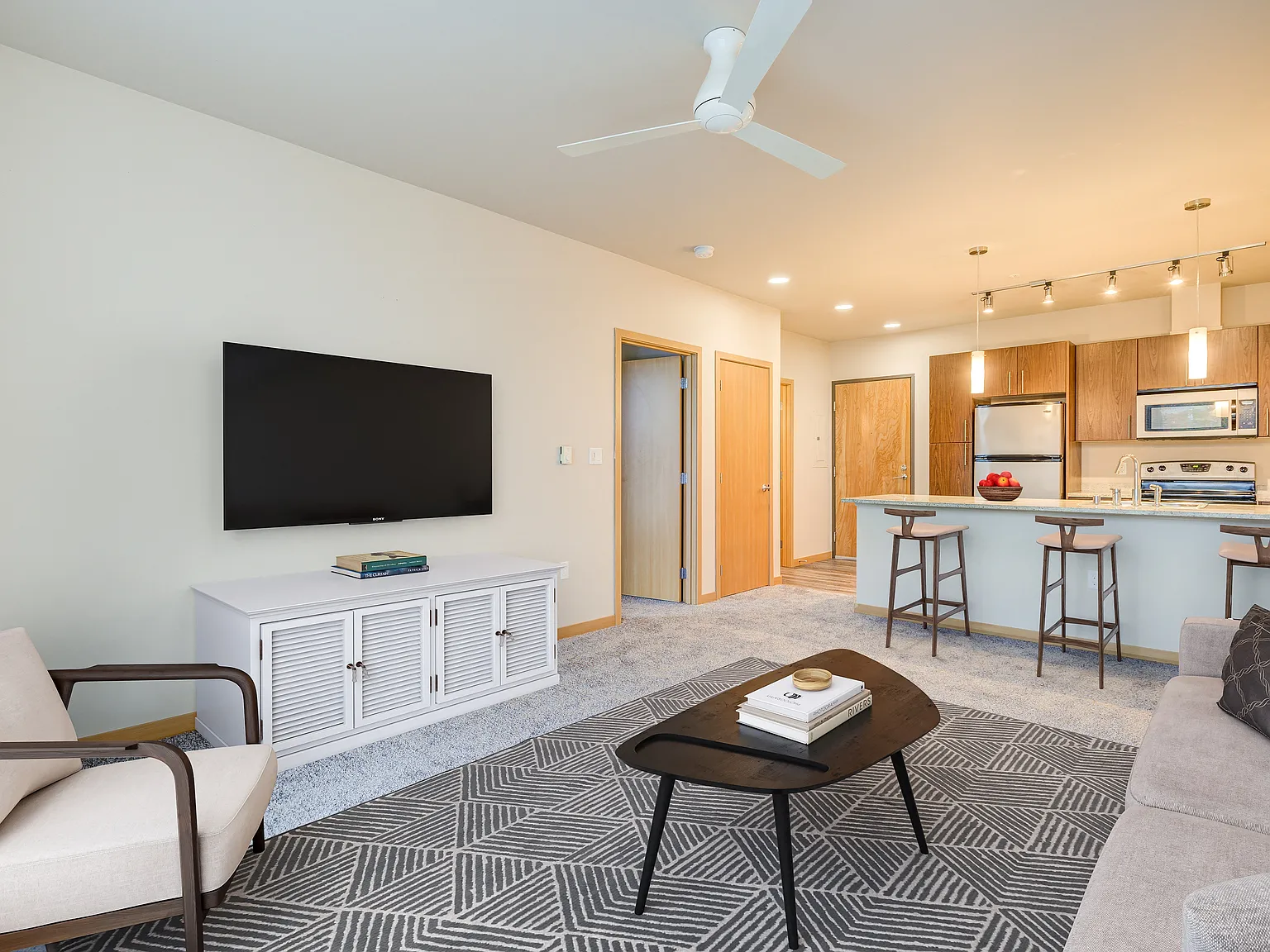 Greenhouse Apartments — Photo 4