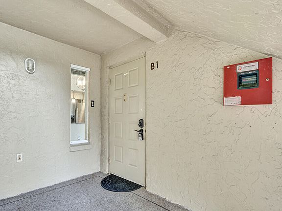 3rd image of 715 Sunny Pine Way #B1