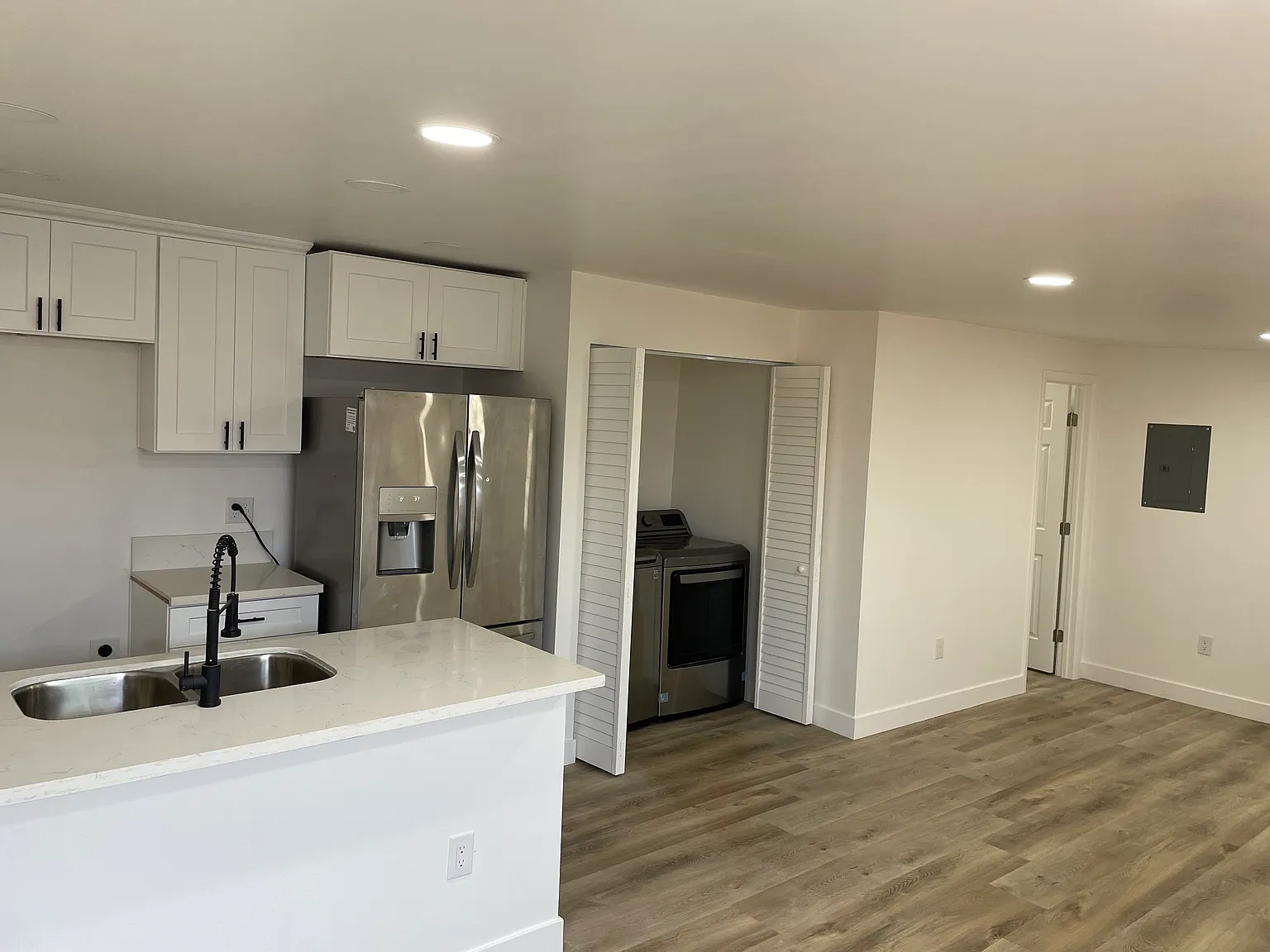Monserate Ave, Chula Vista — Photo 2