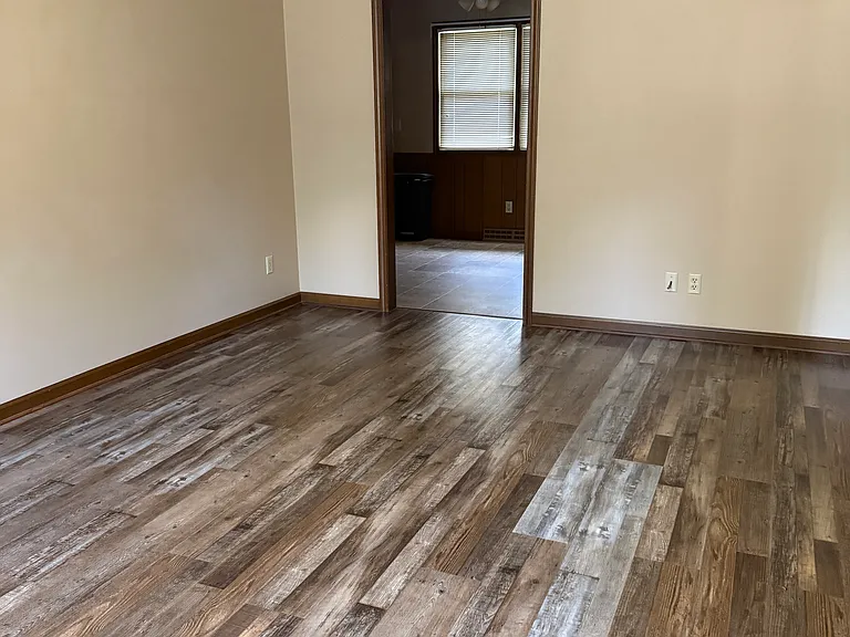 1119 Morningside Dr — Photo 4