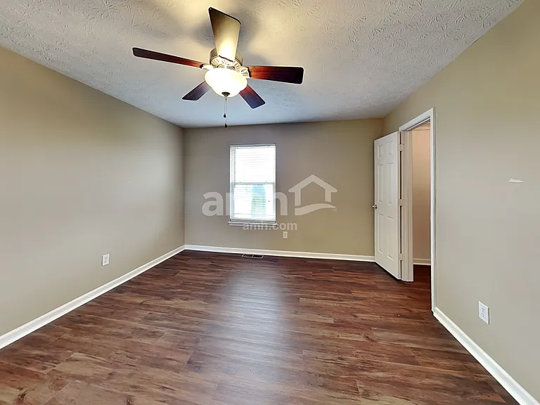 5657 Valhalla Way — Photo 8