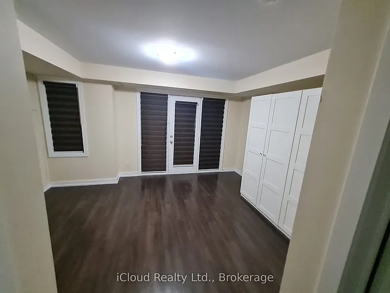 55 Lindcrest Mnr #1001 — Photo 14