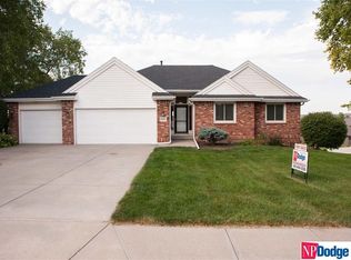 20802 Plum St, Elkhorn, NE 68022