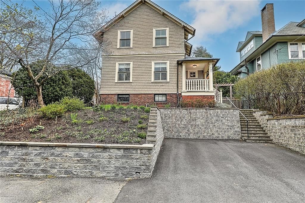 131 Congdon St, Providence, RI 02906 Zillow