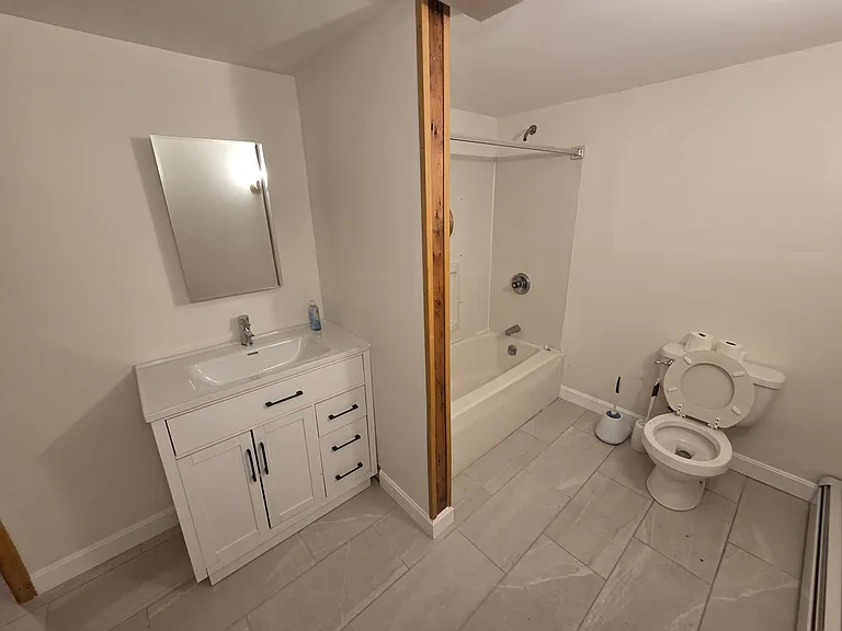 full bathroom in the basement