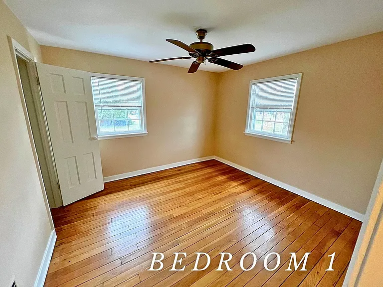 732 Clarendon Pl — Photo 7