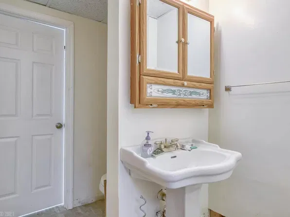 150 Wooden Shoe Ct N, Christiansburg, VA 24073