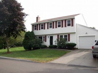 4 Mahogany Dr, Nashua, NH 03062