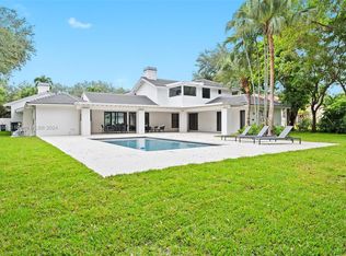 7611 SW 83rd Ct, Miami, FL 33143