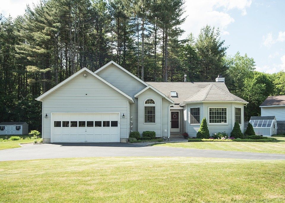1st image of 7 Robin Hood Ct