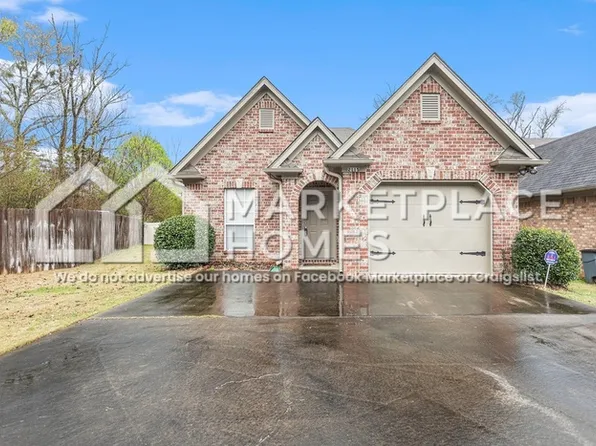 2115 Willow Glenn Dr, Birmingham, AL 35215