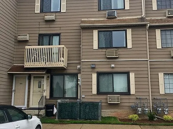 128 Lamped Loop #A, Staten Island, NY 10314