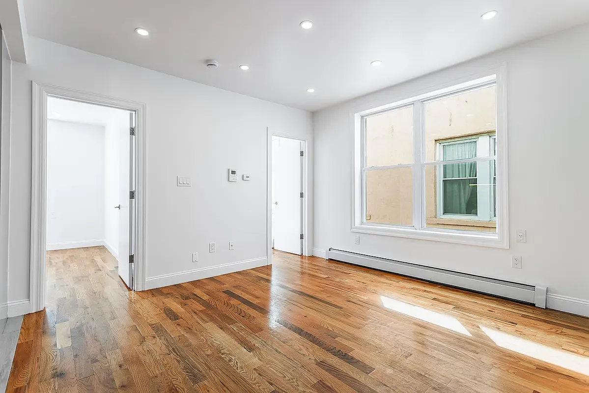 430 Mcdonald Avenue — Photo 2