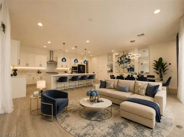7562 Desert Rhyolite St, Las Vegas, NV 89113
