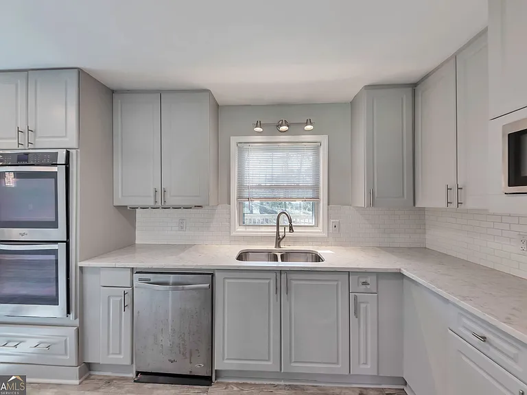 2764 Veltre Pl SW — Photo 12