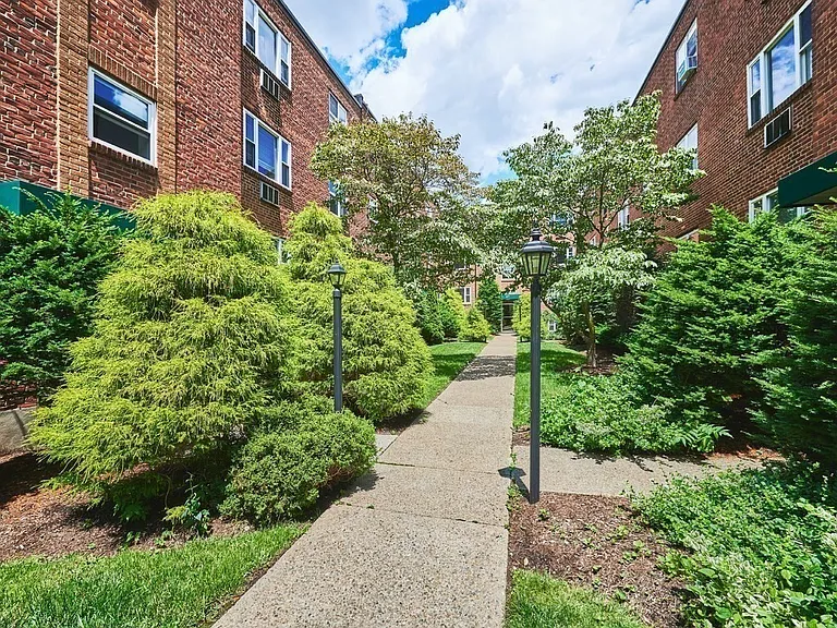 49 Colborne Rd #5 — Photo 9