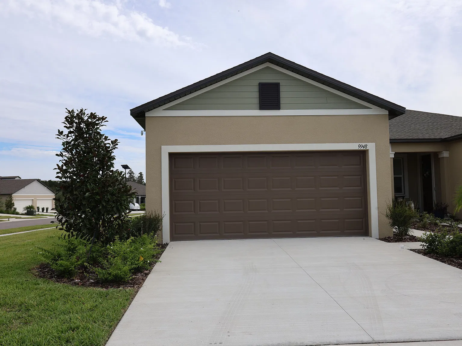 3 bed, 2.0 bath, 1521 sqft, $2,150 — Photo 1