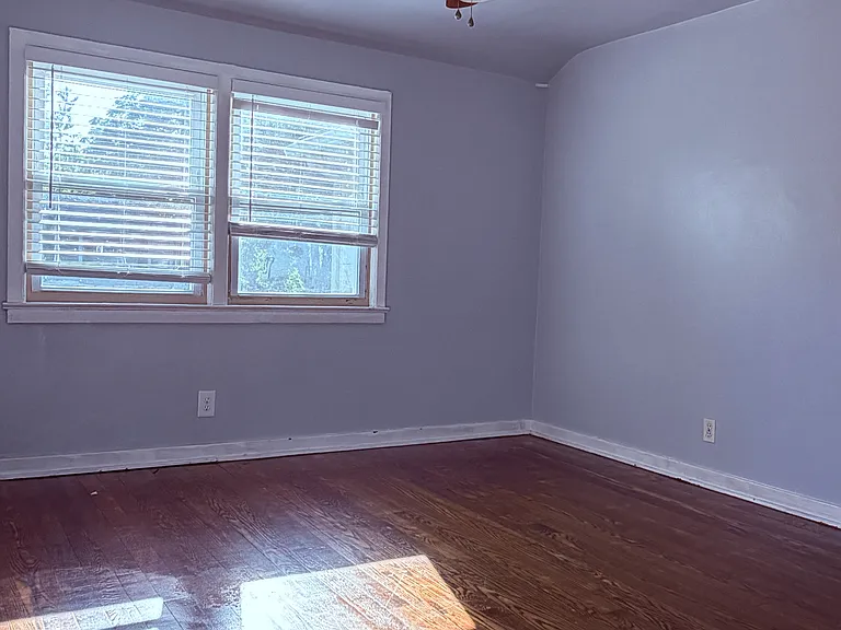 64 Thompson Cir — Photo 10