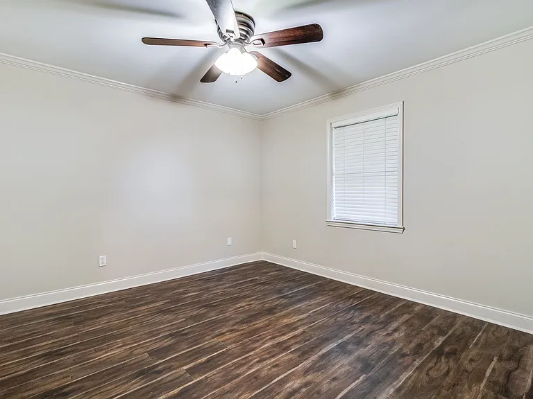 808 Tolson Rd — Photo 13
