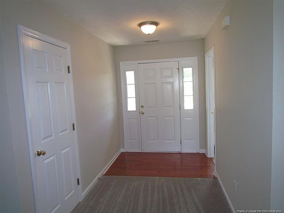 2nd image of 105 Beaumont Ct