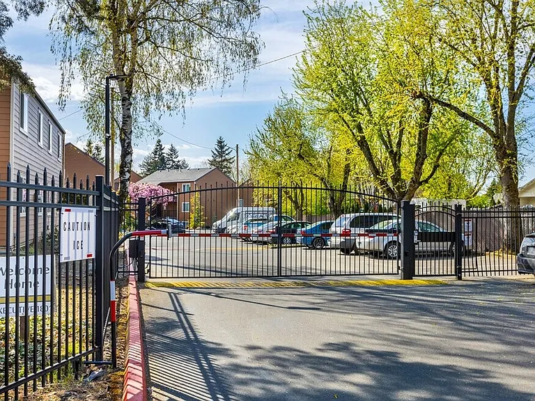 Executive 1801 — Photo 21