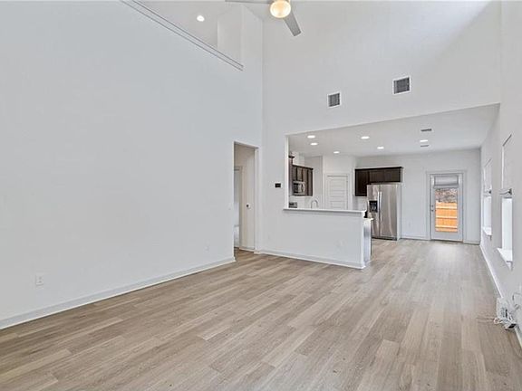 4th image of 10006 Baden Ln