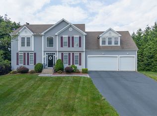 23 Falmouth Ct, Middletown, CT 06457