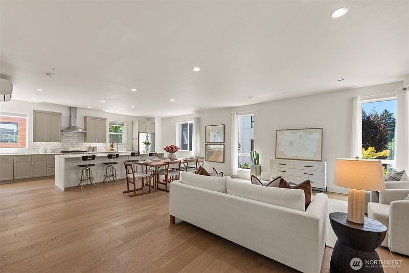 5th image of 18308 96th Avenue NE #A