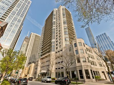 33 W Delaware Pl APT 14G, Chicago, IL, 60610