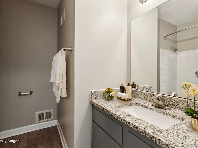 Crown Heights Apartments — Photo 19