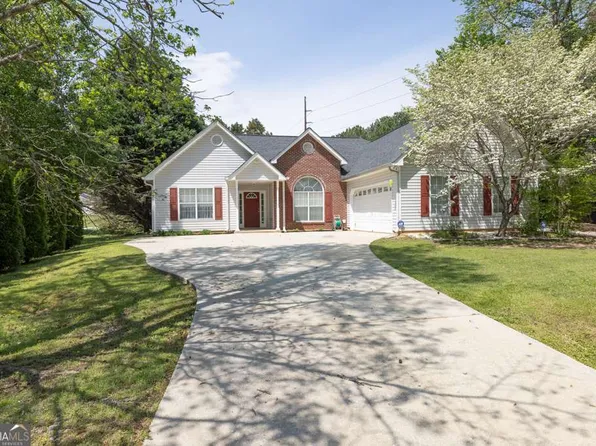 1635 Round Rd, Grayson, GA 30017