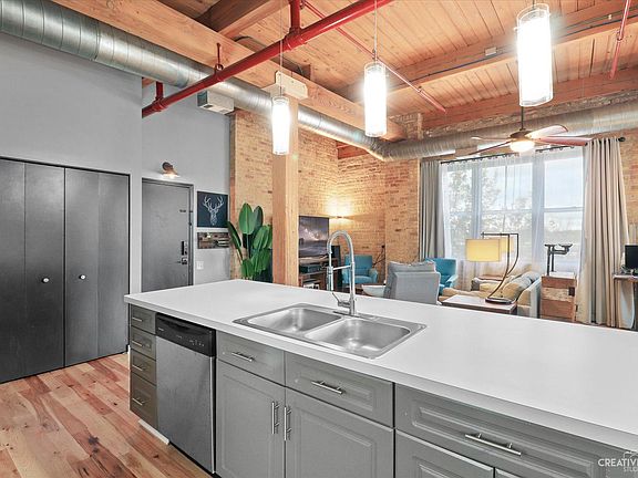 4th image of 7240 Franklin St APT 4A