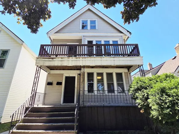 2207 S 11th STREET, Milwaukee, WI 53215