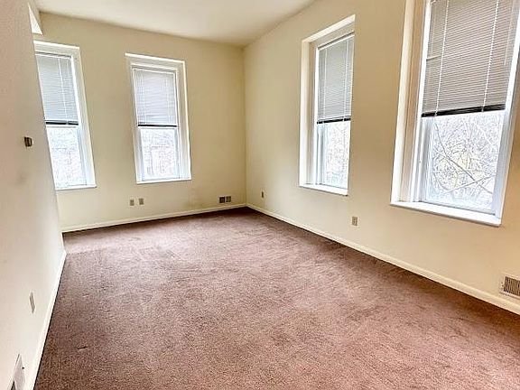 5th image of 13 Garner St APT 8