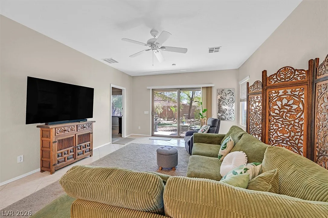 2 bed, 2.0 bath, 1157 sqft, $1,795 — Photo 4