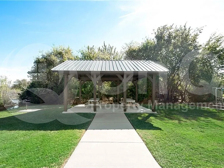 1623 White Mountain Way — Photo 19