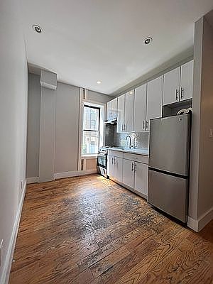 3rd image of 1140 President St APT 1D