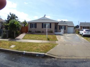834 W 148th St, Gardena, CA 90247